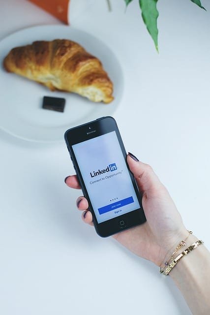 Leveraging LinkedIn for B2B Marketing
