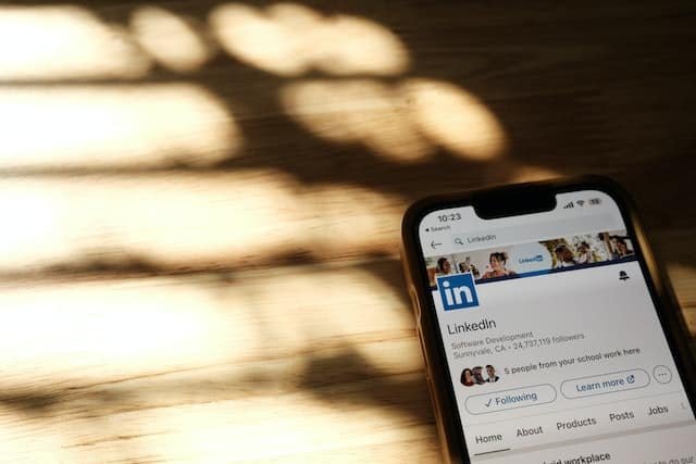 Leveraging LinkedIn for B2B Marketing